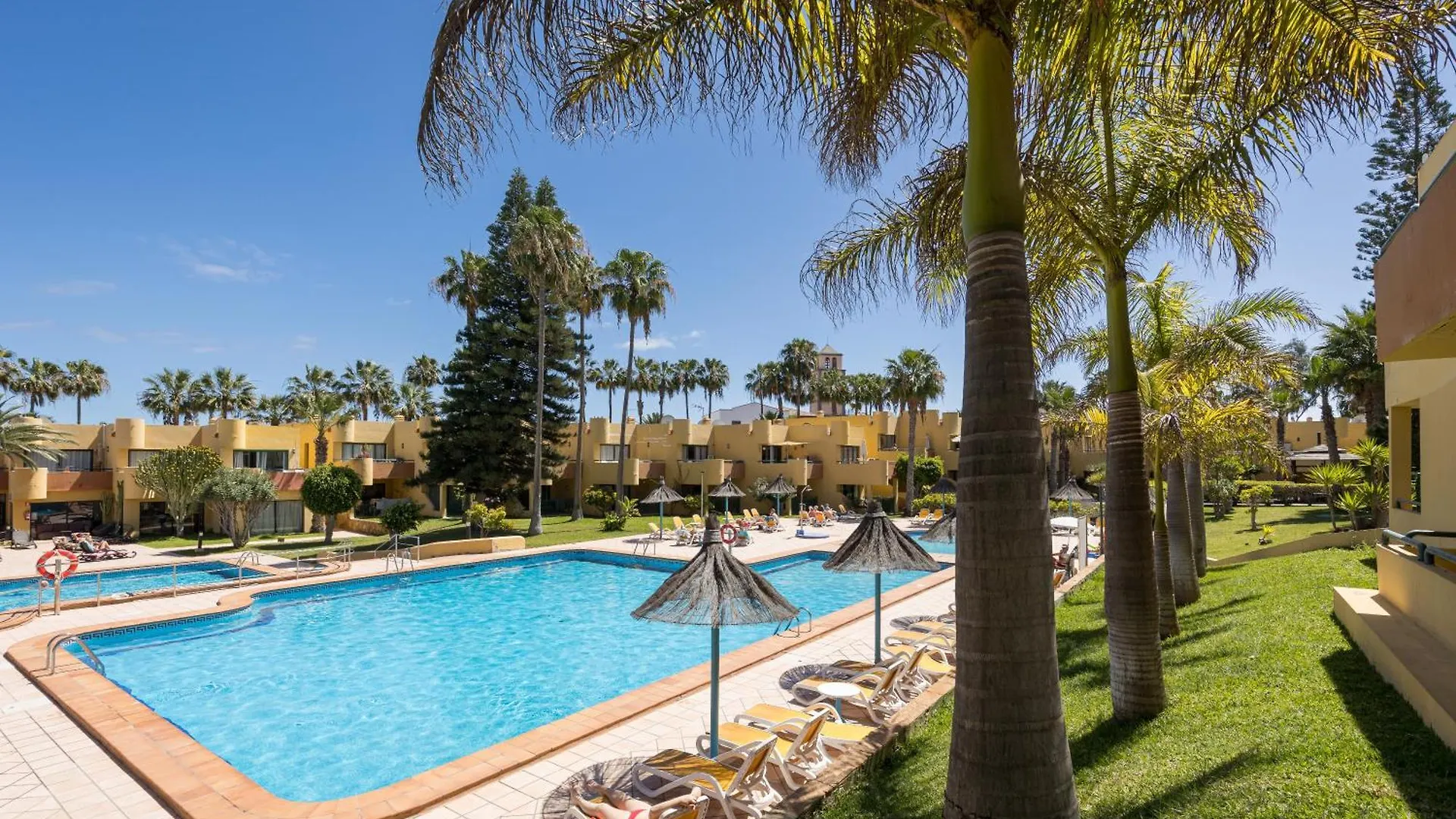 Home2Book Pool & Tennis Court Cozy Apt, Κοραλέχο 0*,  Ισπανία