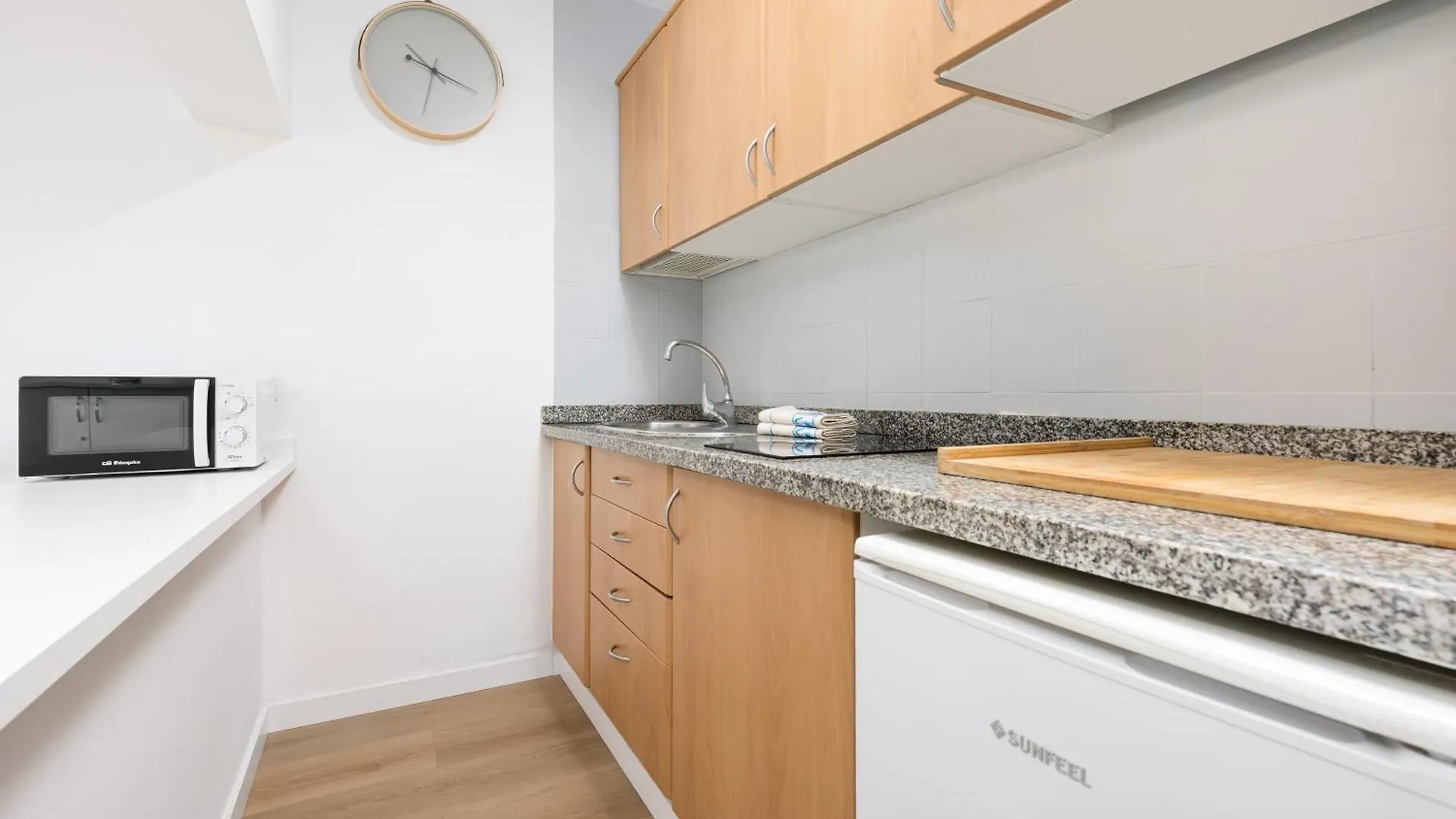 Home2Book Pool & Tennis Court Cozy Apt, Κοραλέχο 0*,  Ισπανία