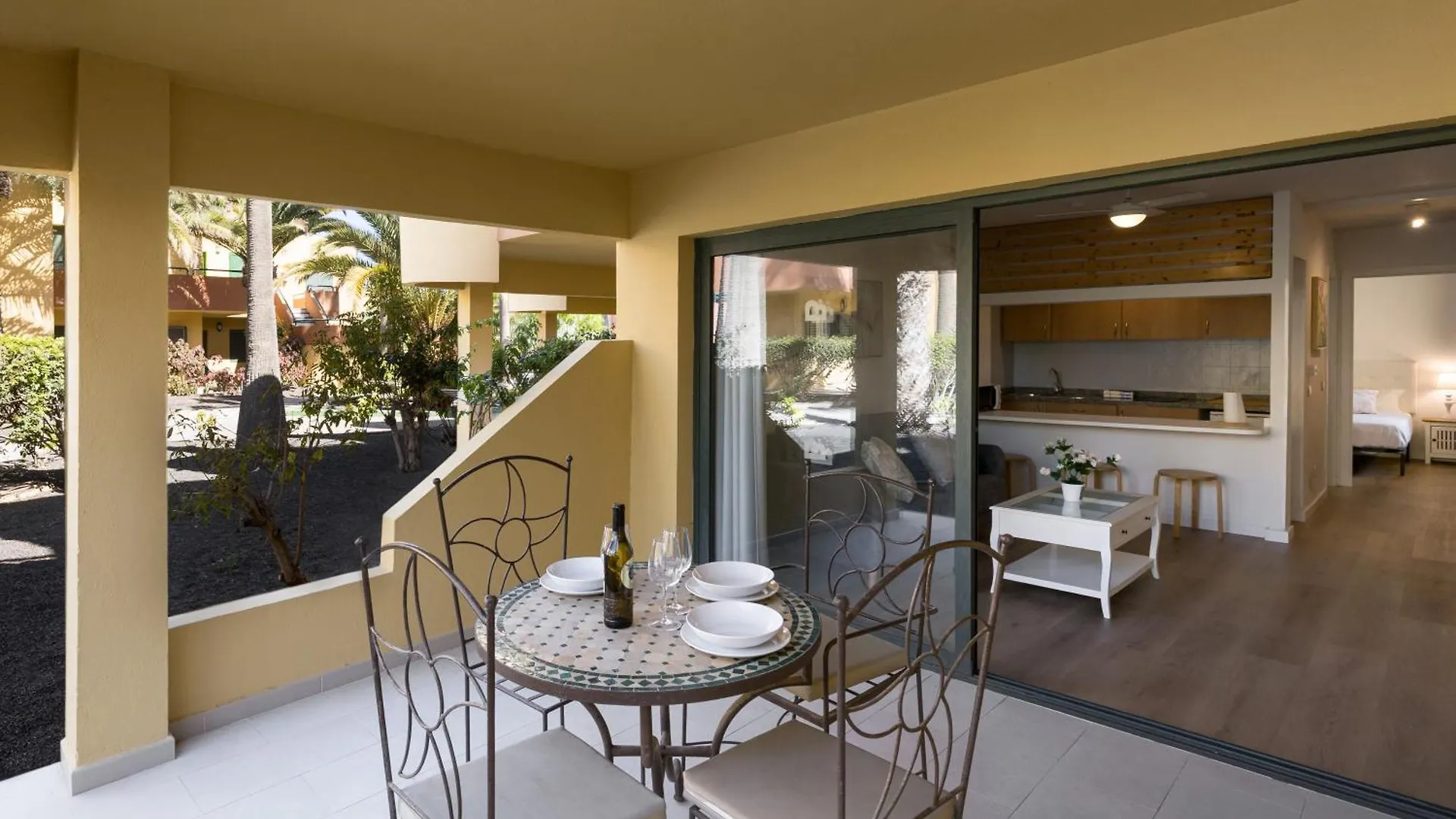 Διαμέρισμα Home2Book Pool & Tennis Court Cozy Apt, Κοραλέχο