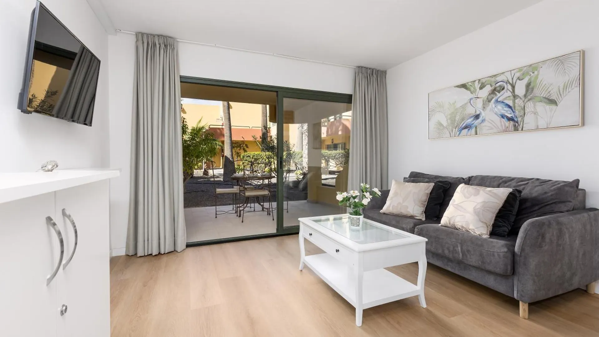 Home2Book Pool & Tennis Court Cozy Apt, Corralejo Apartmán